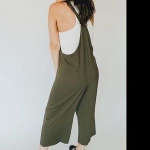 CJLA Berkeley Jumpsuit Large Olive Carly Jean